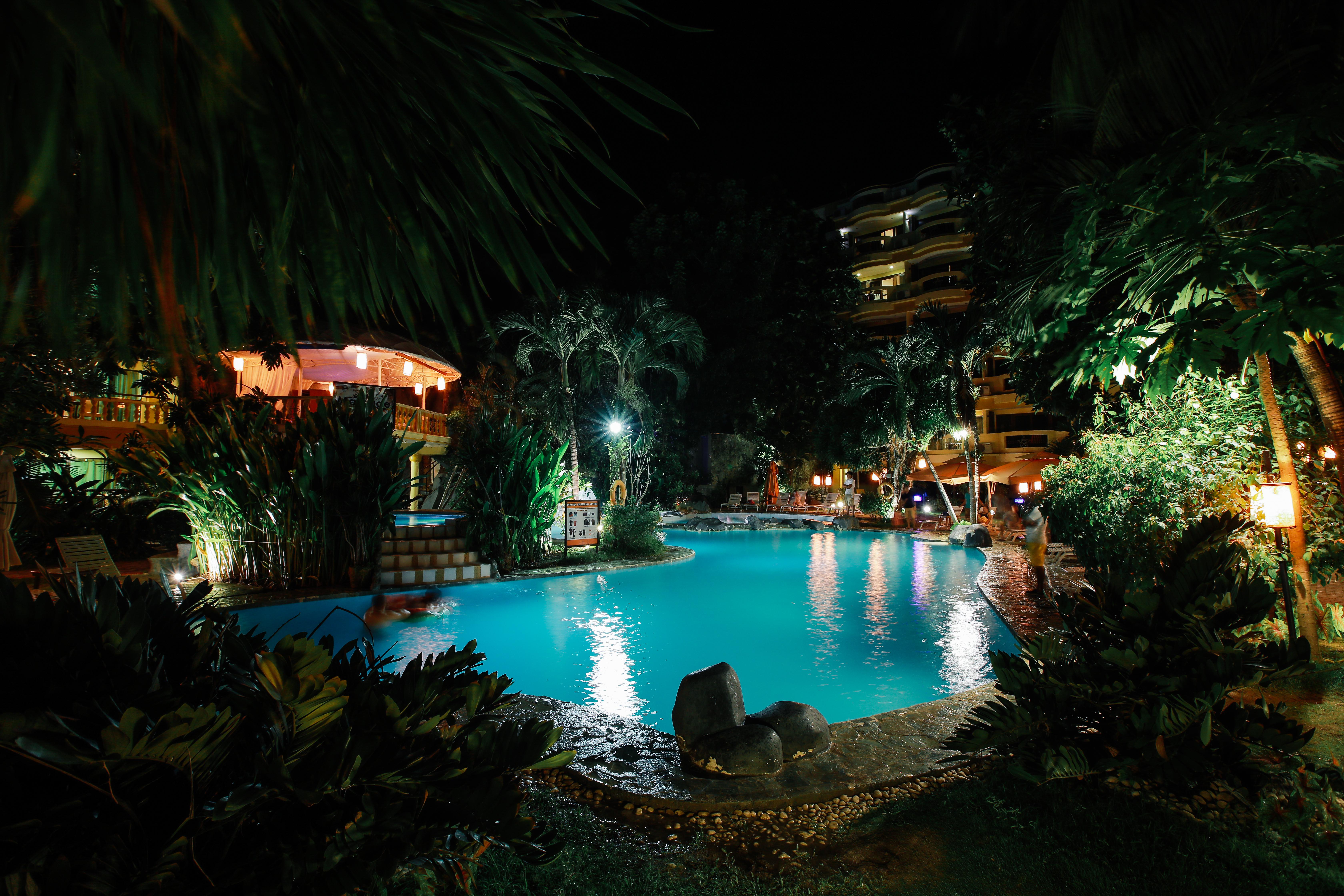 Paradise Garden Hotel And Convention Center Boracay Powered By Aston Manoc-Manoc Dış mekan fotoğraf